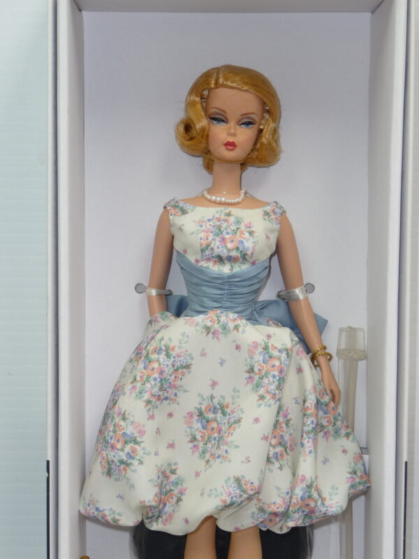 Silkstone Barbie Mad Men Betty Draper - Gigis Dolls