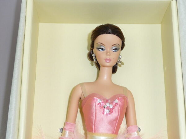 Silkstone Barbie The Showgirl - Image 8